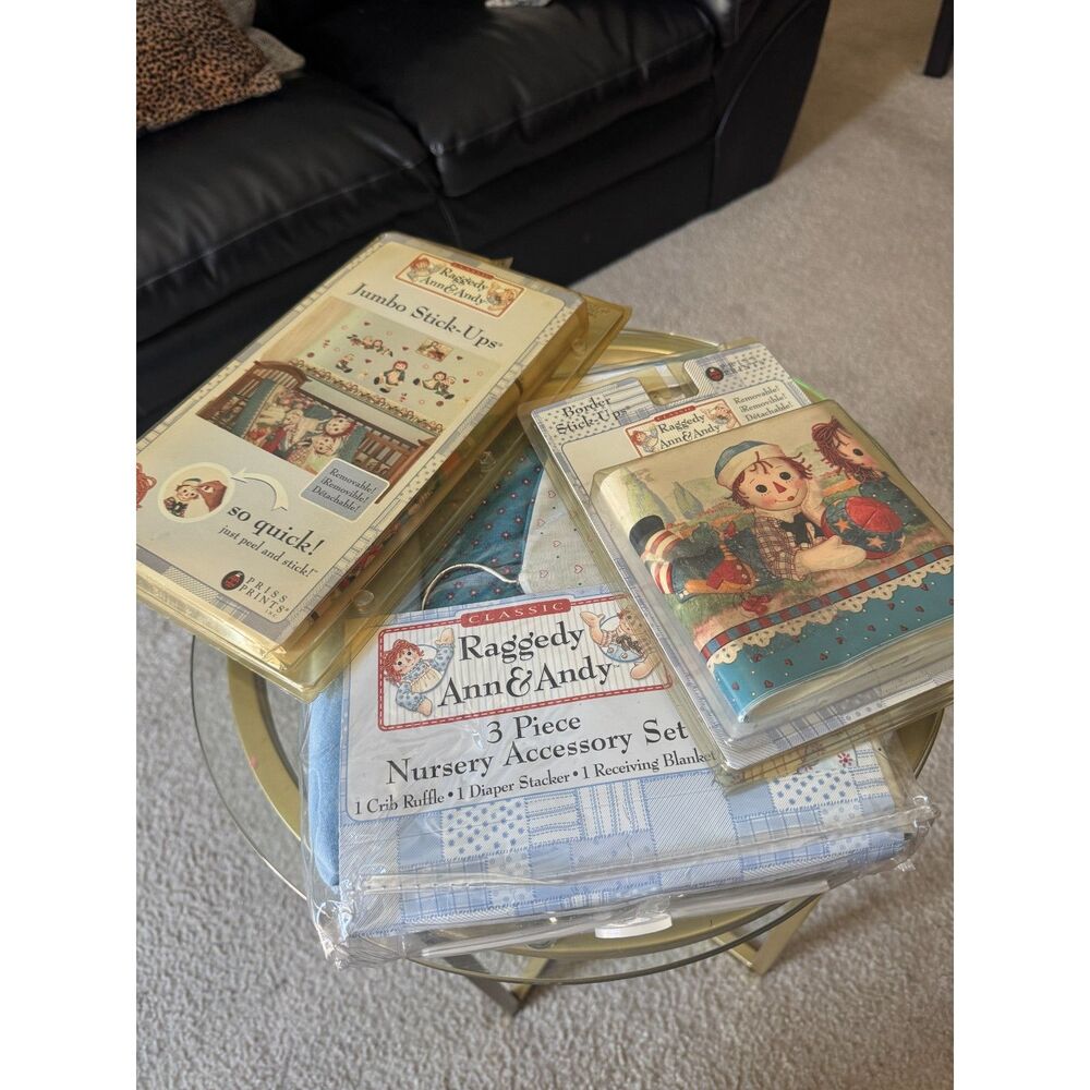 Classic Raggedy Ann & Andy 3-Piece Nursery Accessory Set/boarder/stickers VTG